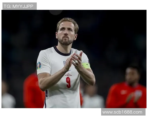 足球明星意外受伤影响职业生涯球迷心痛不已的背后故事